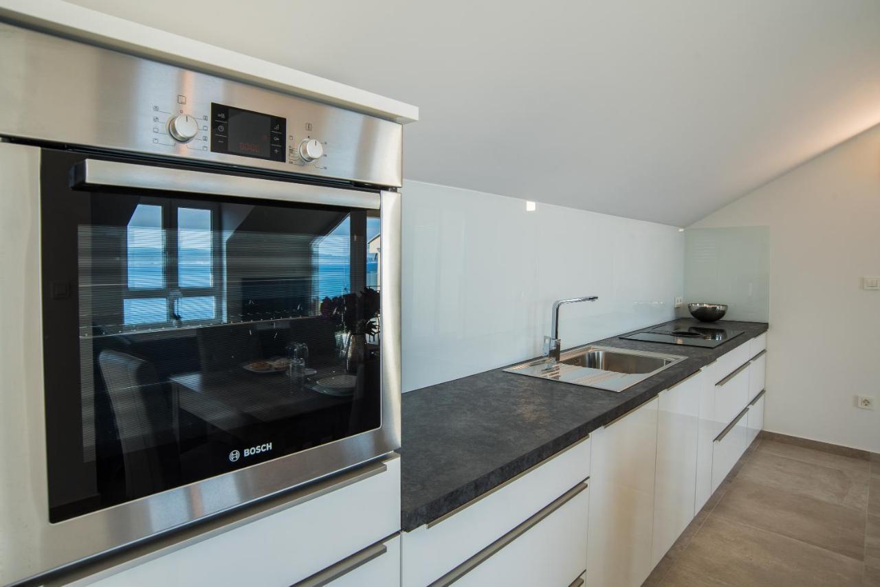 Elsa Apartments Celina Luaran gambar