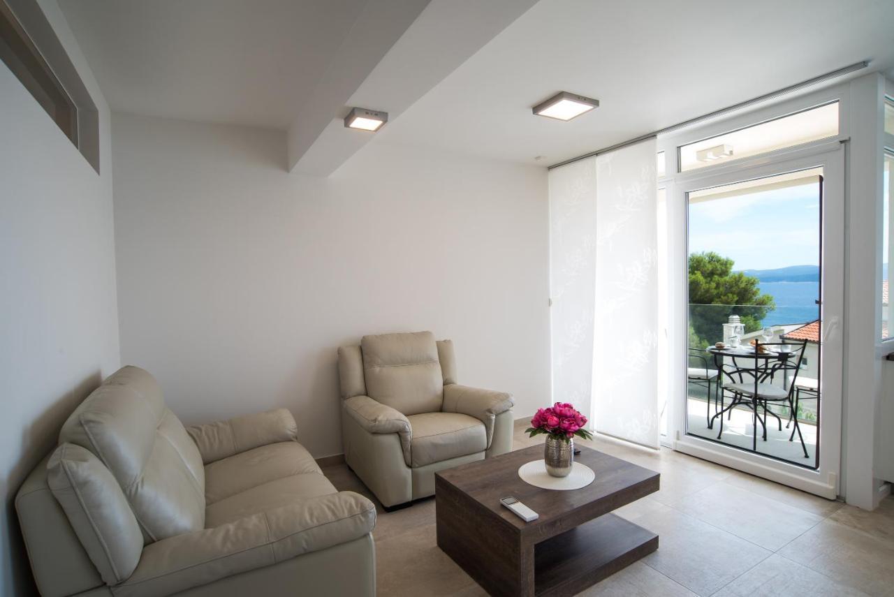 Elsa Apartments Celina Luaran gambar